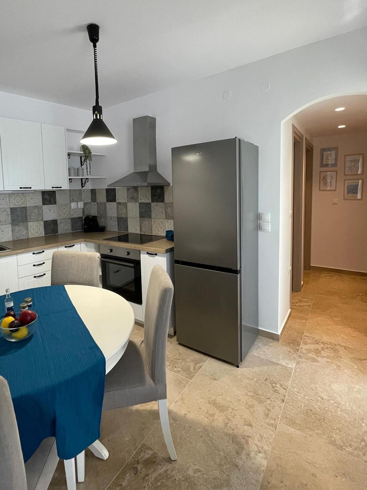 Odysseus Boutique Apartment エルミオニ エクステリア 写真