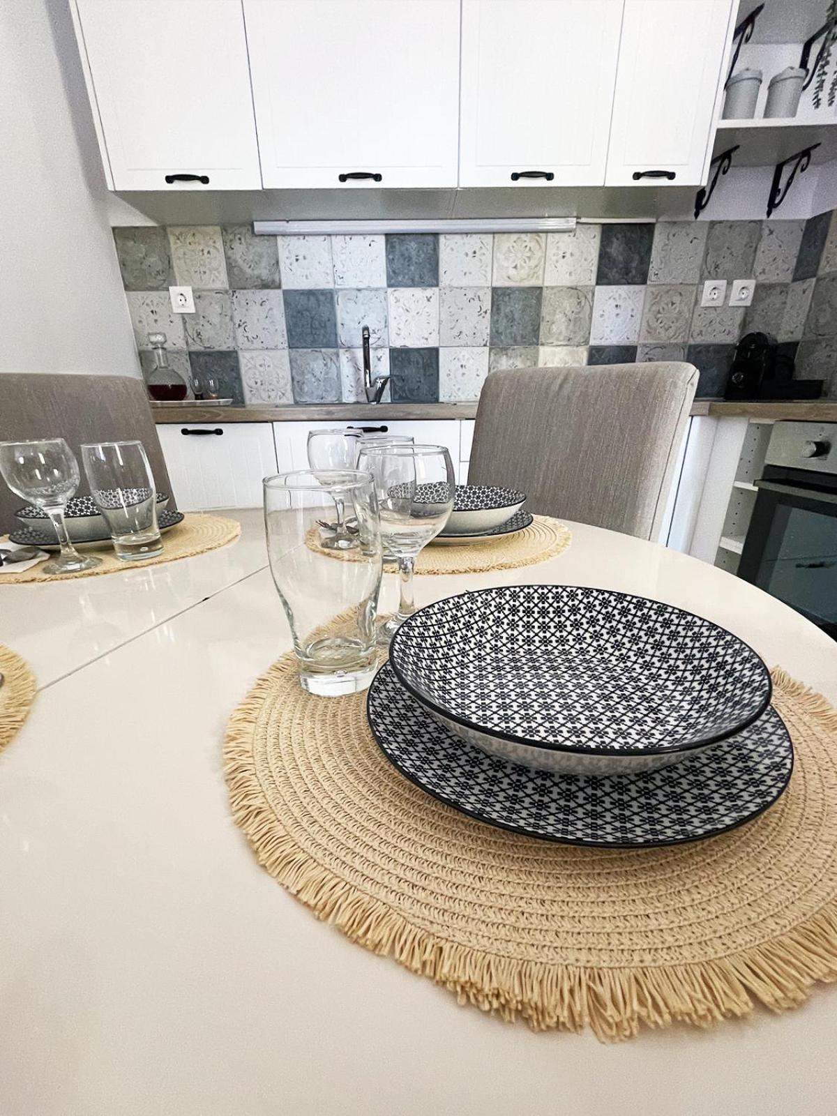 Odysseus Boutique Apartment エルミオニ エクステリア 写真